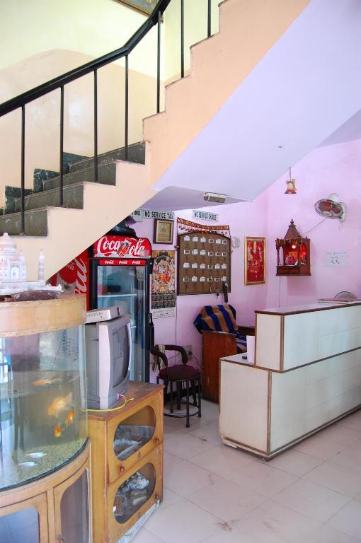 Hotel Viren Plaza Агра Экстерьер фото
